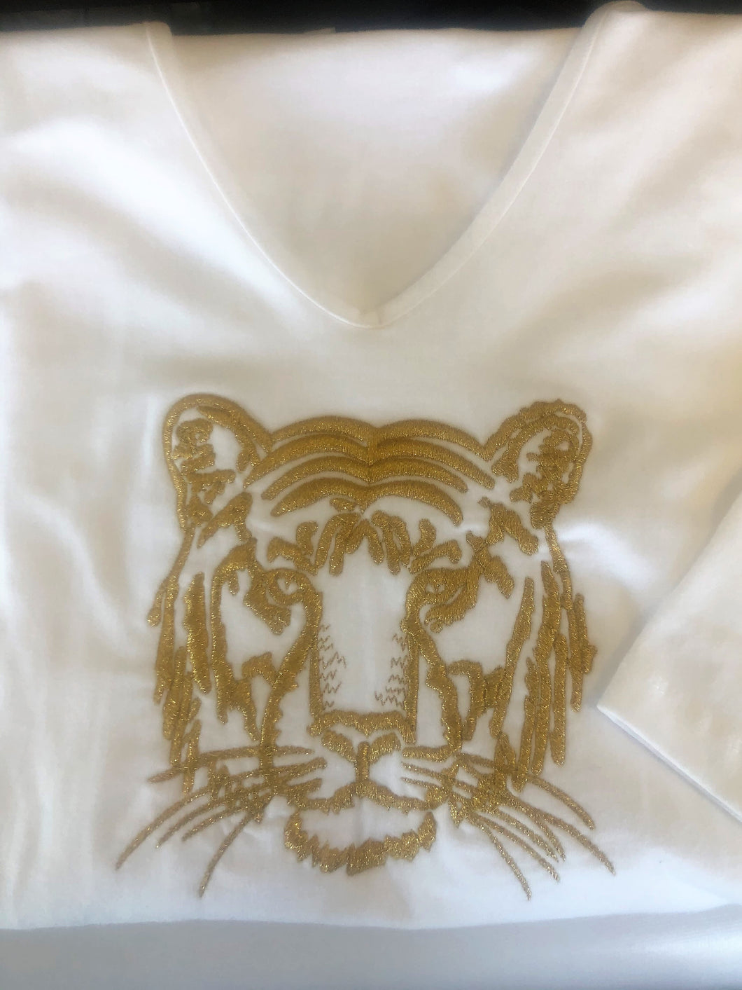 TIGER HEAD 3/4 V-NECK